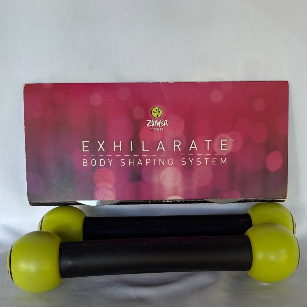 ZUMBA FITNESS EXHILARATE BODY SHAPING SYSTEM DVDs AND STICKS/MARACAS - Picture 1 of 14